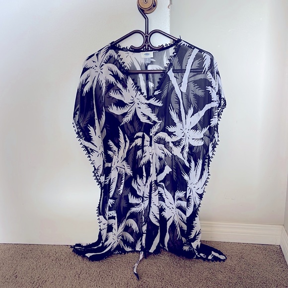 Sheer shirt, great for the beach - Picture 1 of 1